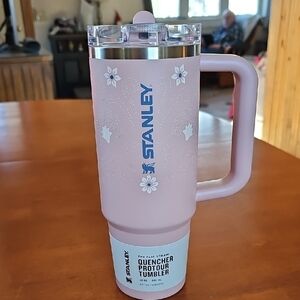 Stanley 32 oz Flip Straw Quencher Protour Tumbler